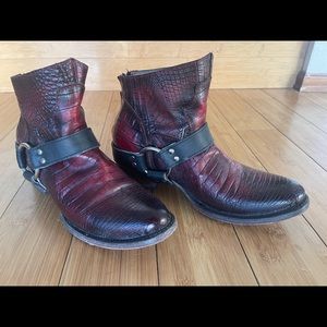 Red Leather Crocodile Santiago Freebirds by Steve Madden